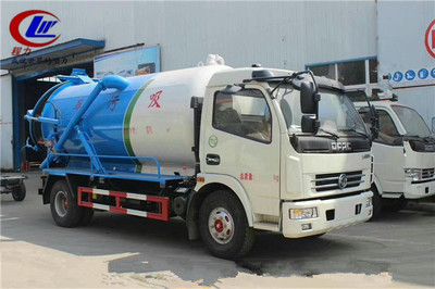 雙線并行 清洗吸污車與電源車的市場行情全景解析